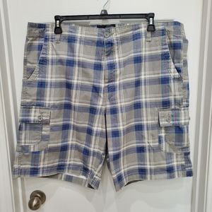 Legend One Men's Plaid Gray Blue Cargo Shorts Size 46